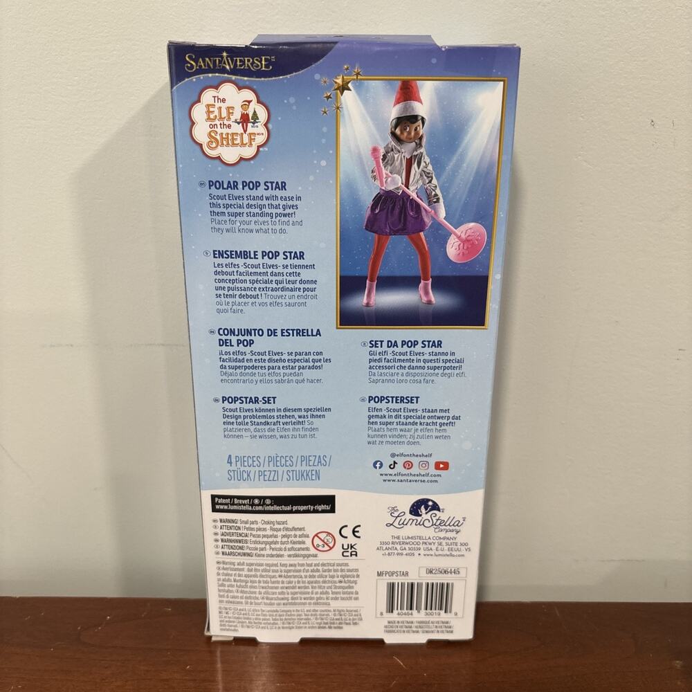 The Elf on the Shelf - MagiFreez: Pop Star Set (Scout Elf Not Included) Stand - Picture 3 of 6
